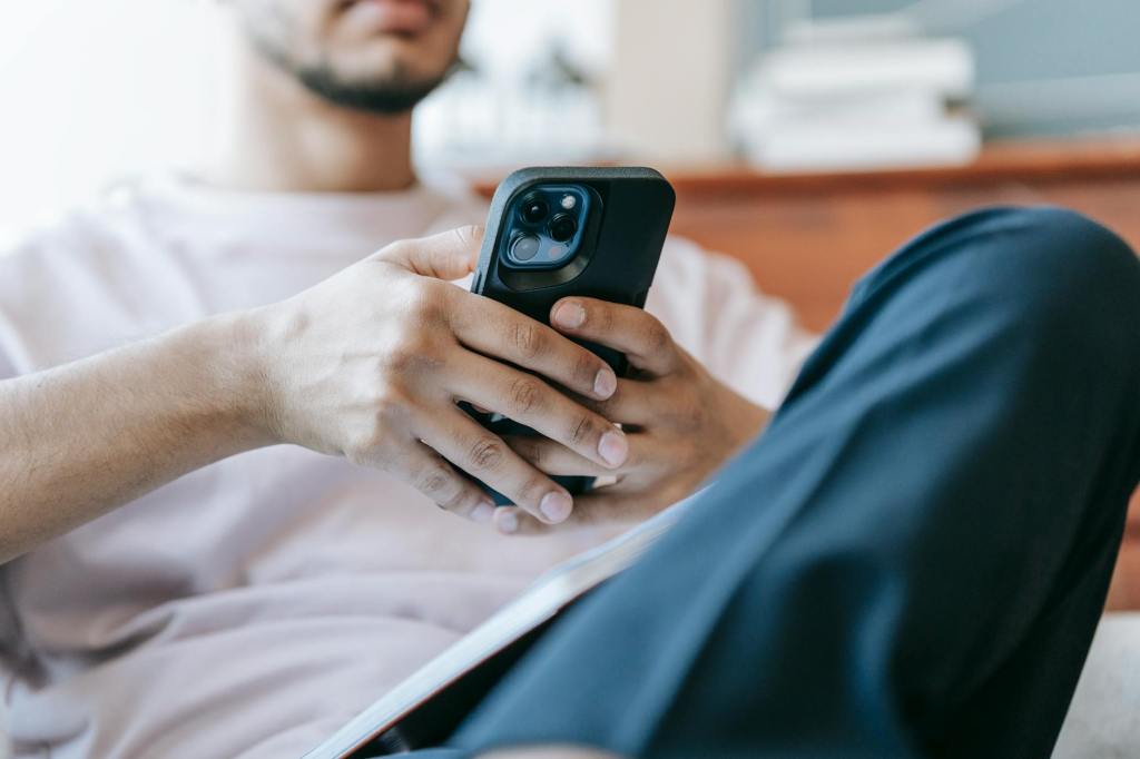¿Emoji de berenjena?: Claves para una conversación seductora en la era&nbsp;digital