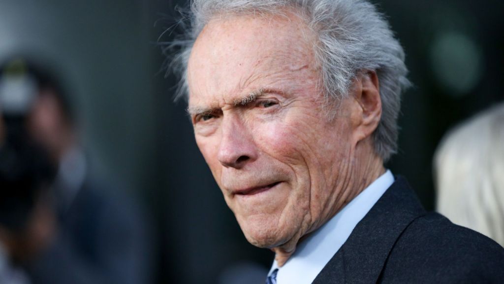 ¿Por qué sigue siendo Clint Eastwood un referente masculino a sus 94 años?
